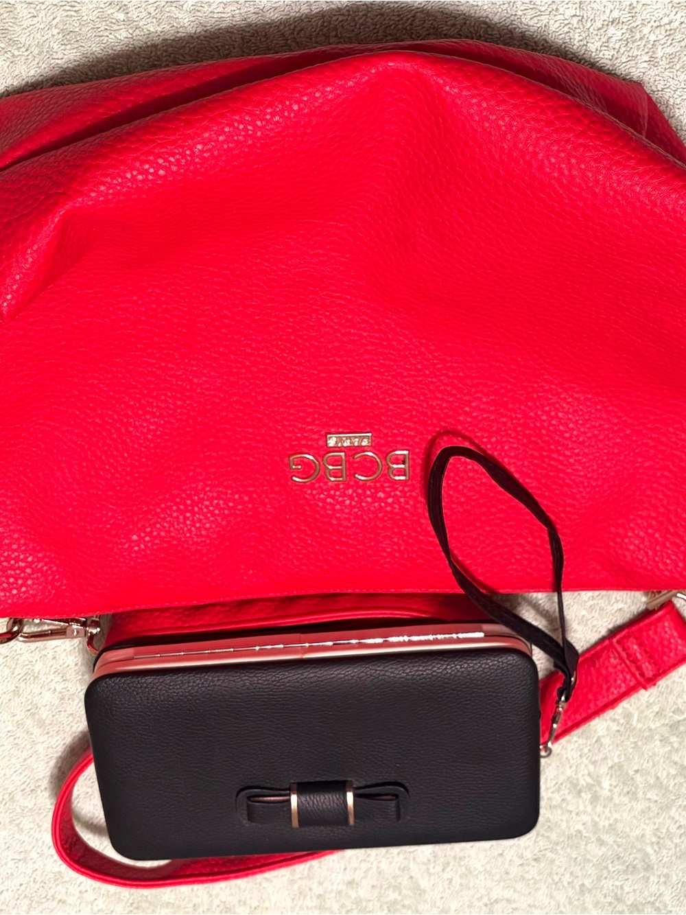 BCBG Paris Red Crossbody Bag & Black Tie Wallet Clutch Bundle - Picture 2 of 16